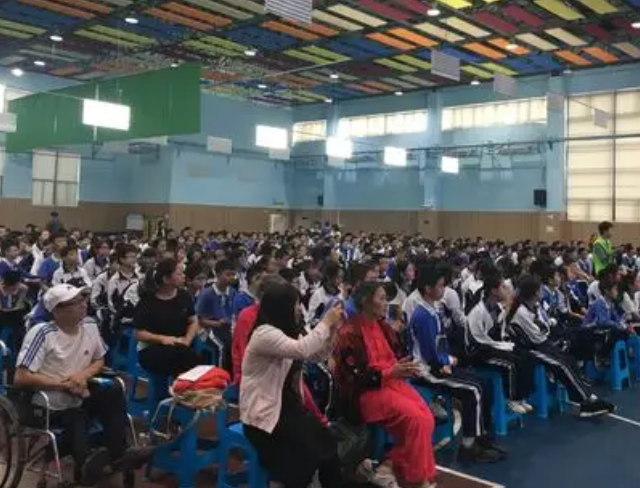 落实根底教育阶段积极推进残疾学生享有15年免费教育 落实根底教育阶段积极推进残疾学生享有15年免费教育